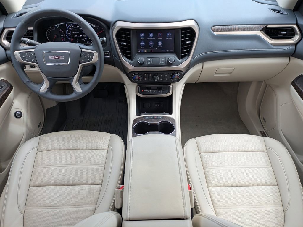 Used 2021 GMC Acadia Denali w/ Denali Technology Package image 16