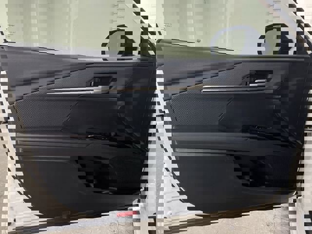 Used 2025 Toyota Camry SE image 22