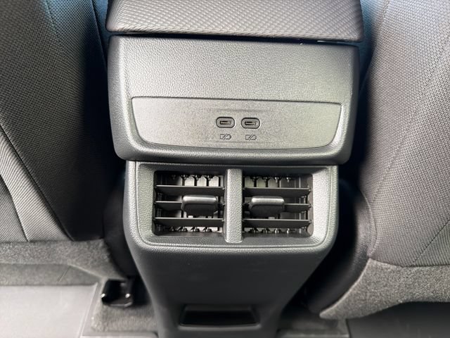 New 2026 Chevrolet Equinox LT w/ Midnight Edition AWD/4WD image 22