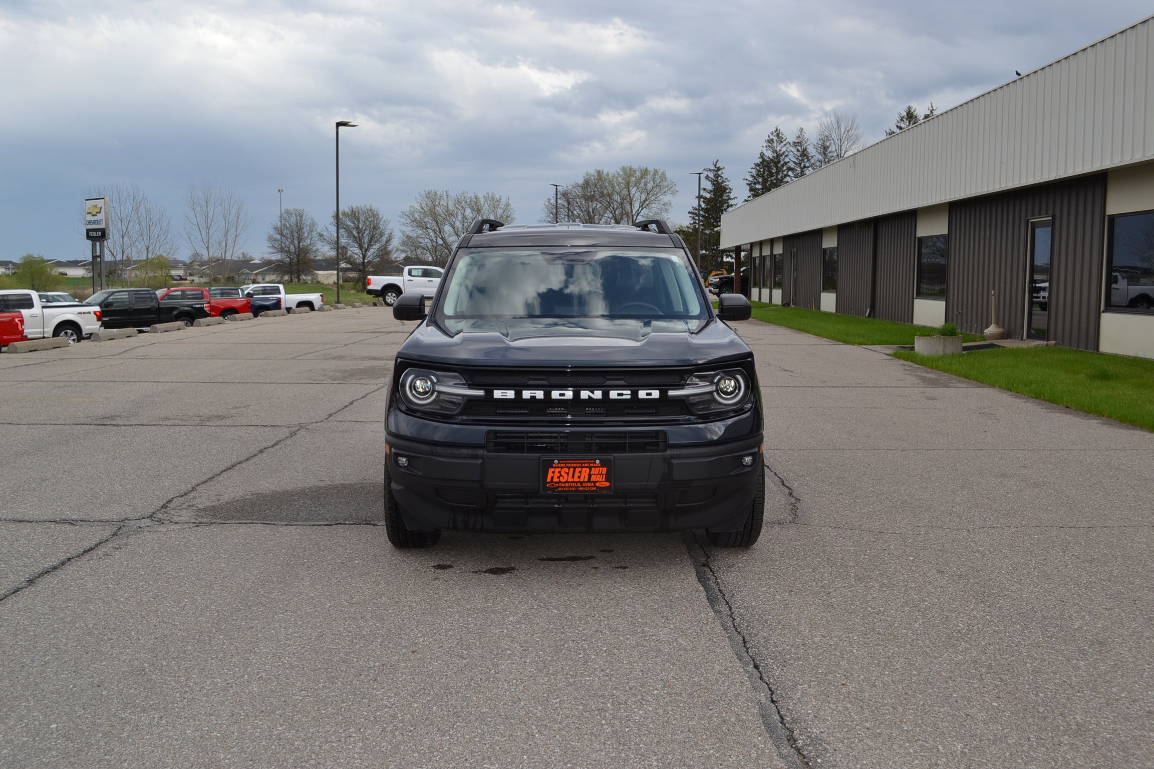 Certified 2021 Ford Bronco Sport Outer Banks w/ Outer Banks Package (96D) image 2