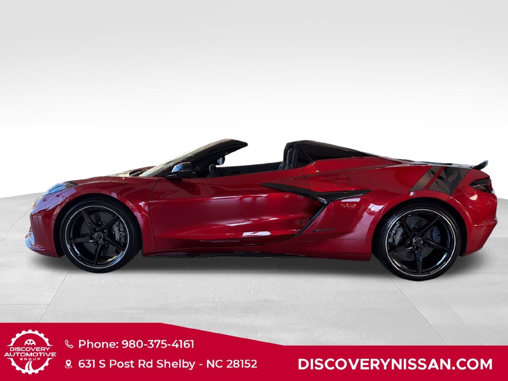 Used 2025 Chevrolet Corvette E-Ray AWD/4WD image 9
