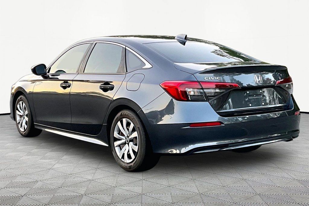 Used 2023 Honda Civic LX image 5