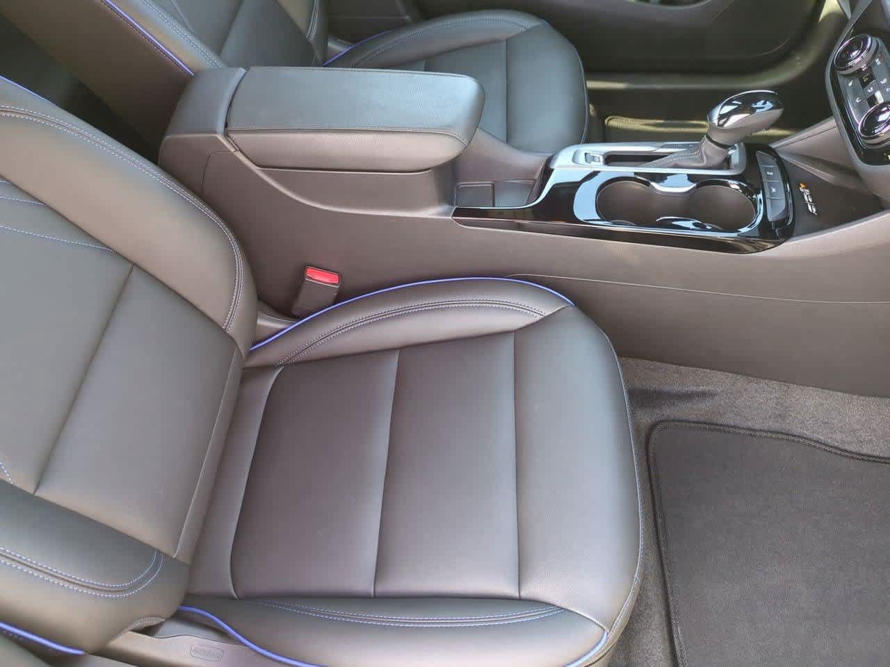 Used 2024 Buick Envista Sport Touring w/ Convenience I Package FWD image 21