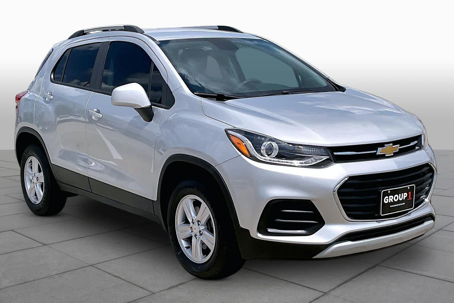 Used 2022 Chevrolet Trax LT AWD/4WD image 3