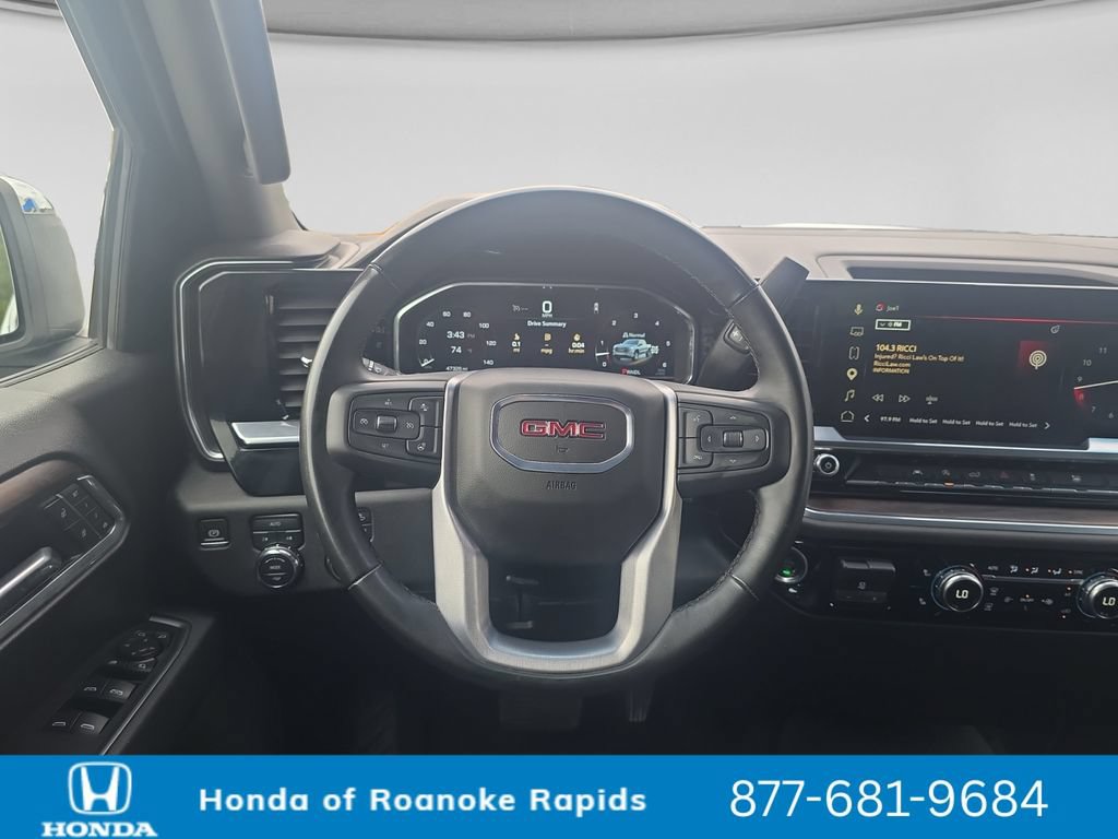 Used 2025 GMC Sierra 1500 SLT AWD/4WD image 13