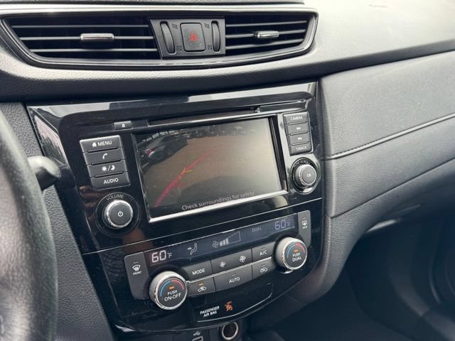 Used 2019 Nissan Rogue SV AWD/4WD image 19