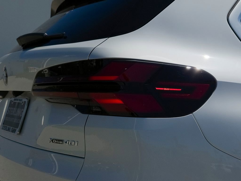 New 2026 BMW X5 xDrive40i w/ Climate Comfort Package AWD/4WD image 4