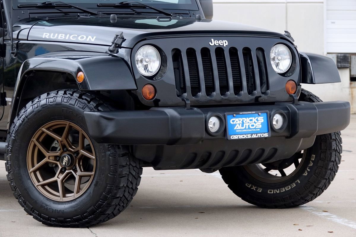 Used 2013 Jeep Wrangler Unlimited Rubicon w/ Connectivity Group image 16