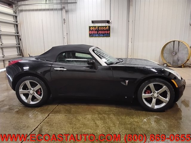 Used 2008 Pontiac Solstice GXP w/ Premium Package RWD image 2