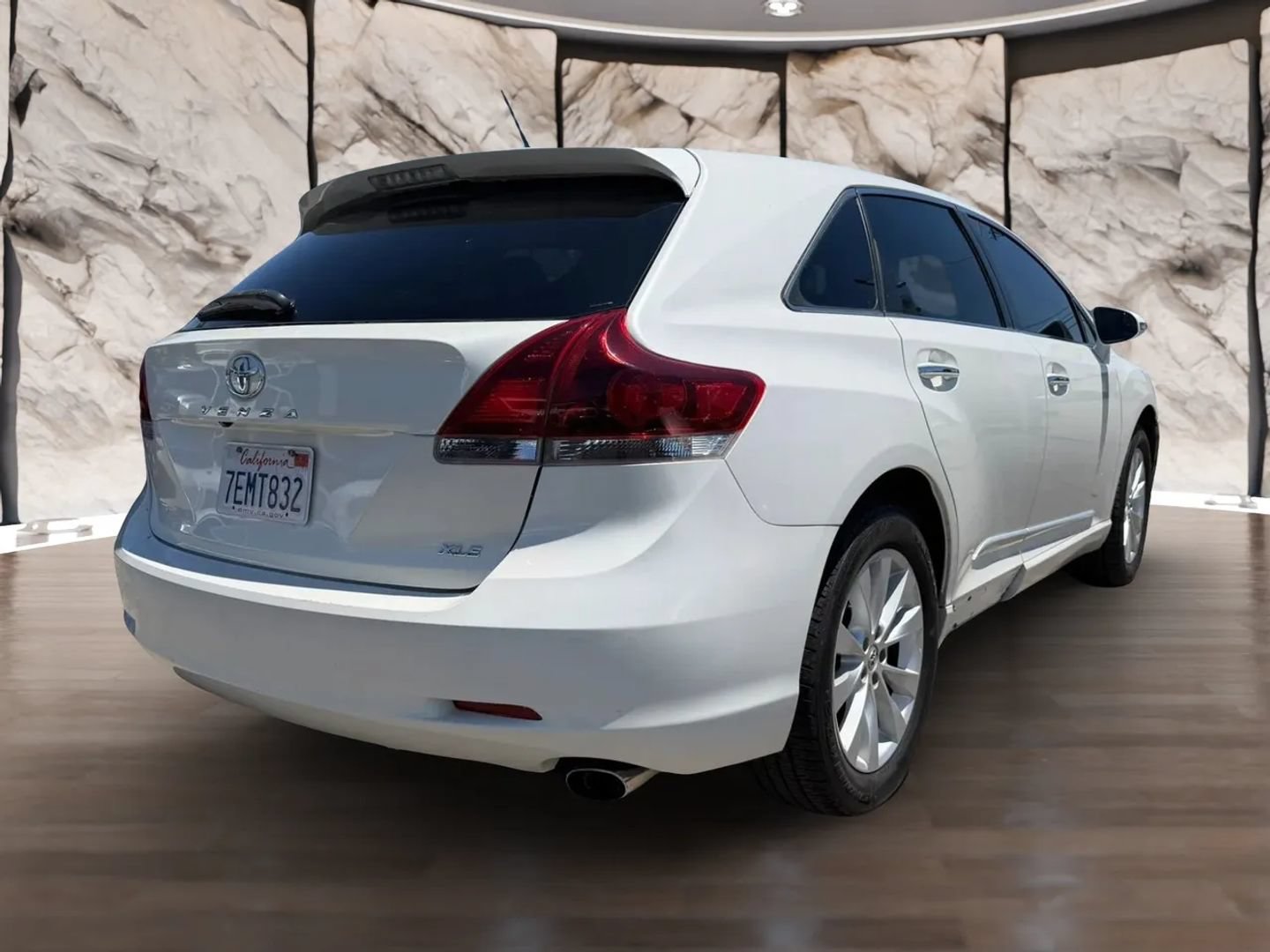 Used 2014 Toyota Venza XLE w/ XLE Premium Package FWD image 6