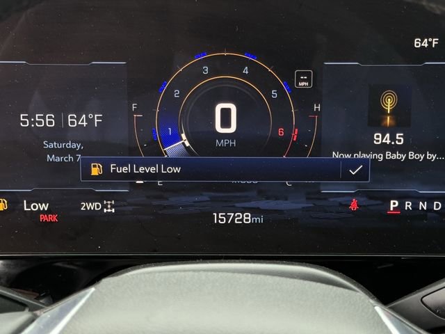Used 2025 Chevrolet Tahoe Premier AWD/4WD image 13
