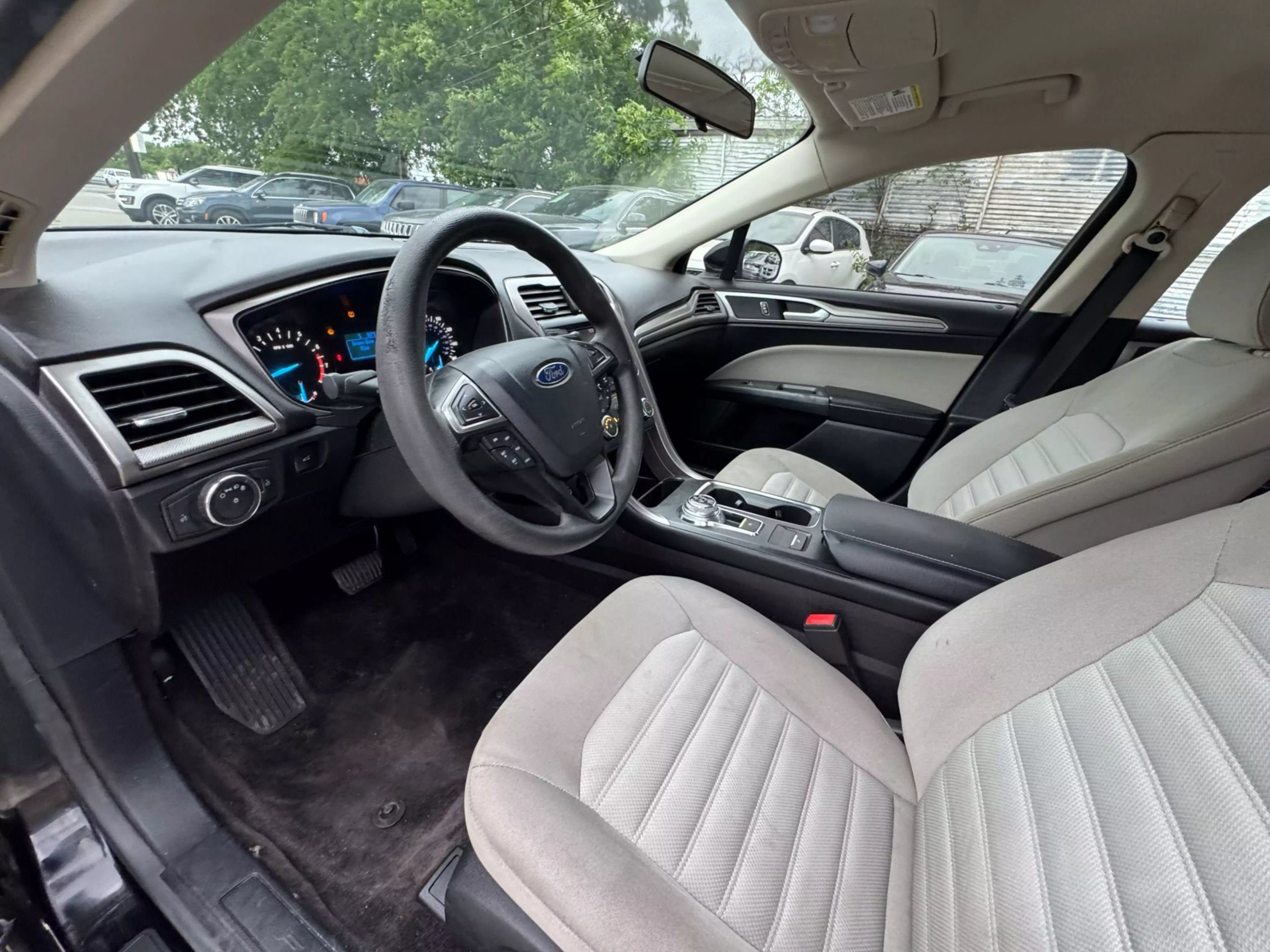 Used 2017 Ford Fusion S FWD image 18