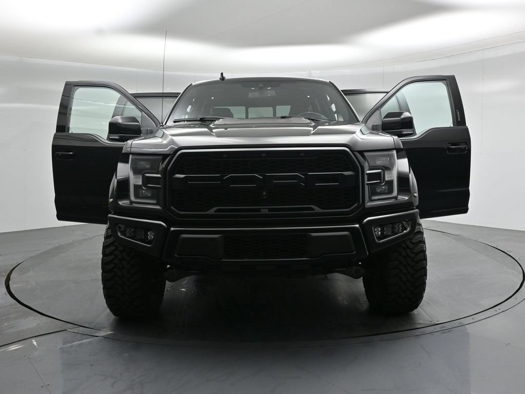 Used 2019 Ford F150 Raptor w/ Equipment Group 802A Luxury AWD/4WD image 31