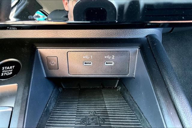 Certified 2026 Nissan Kicks SR FWD image 15