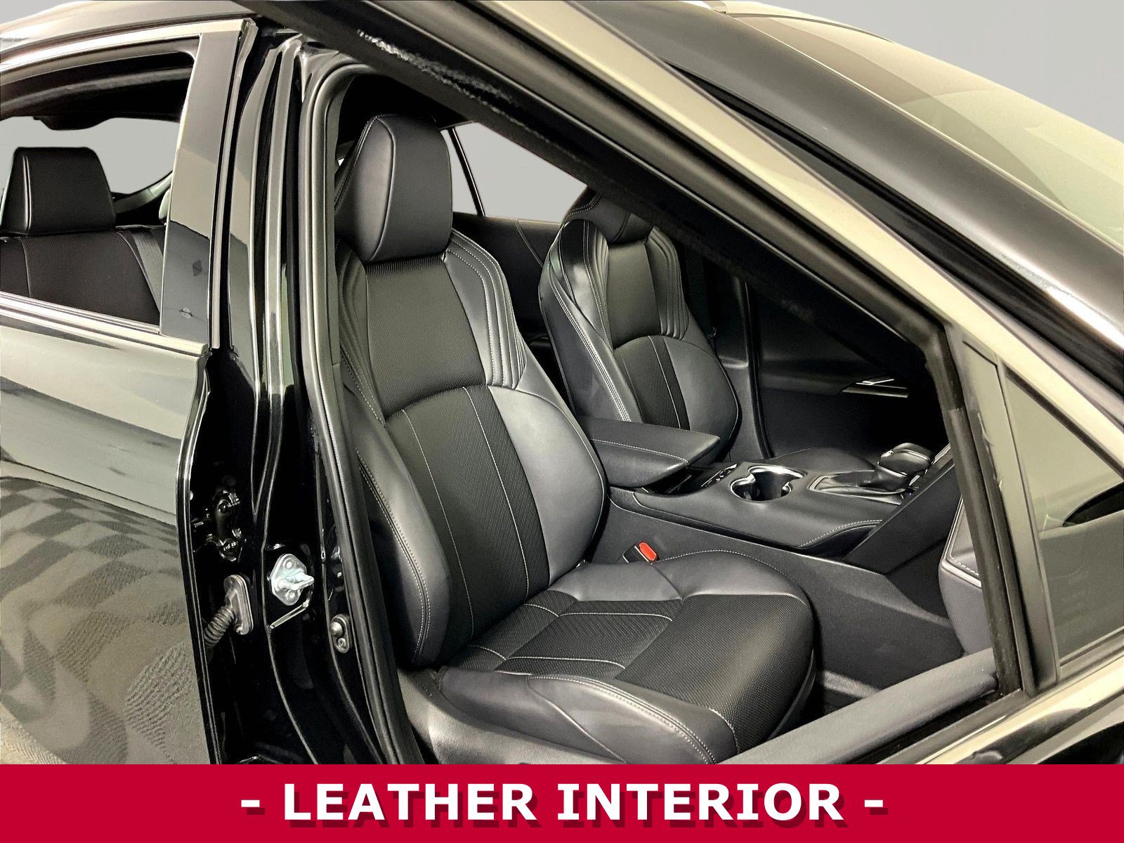 Used 2022 Toyota Venza Limited AWD/4WD image 28