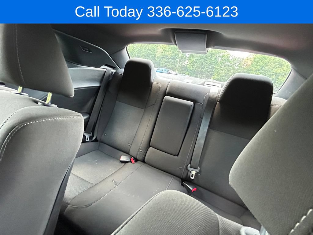 Used 2016 Dodge Challenger R/T RWD image 18