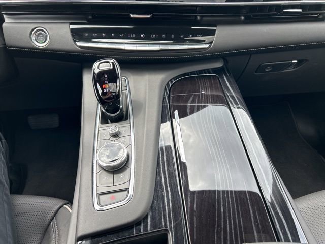 Used 2023 Cadillac Escalade Sport AWD/4WD image 19
