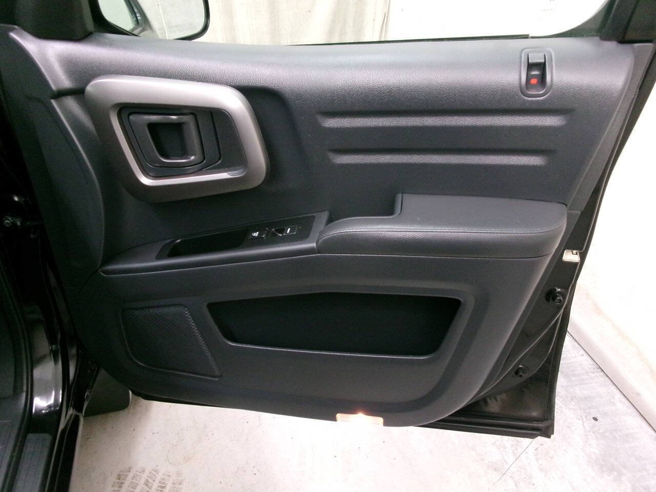 Used 2012 Honda Ridgeline RTL image 32