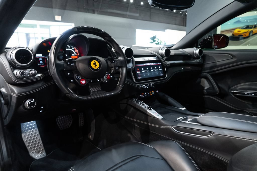Certified 2019 Ferrari GTC4Lusso AWD/4WD image 32
