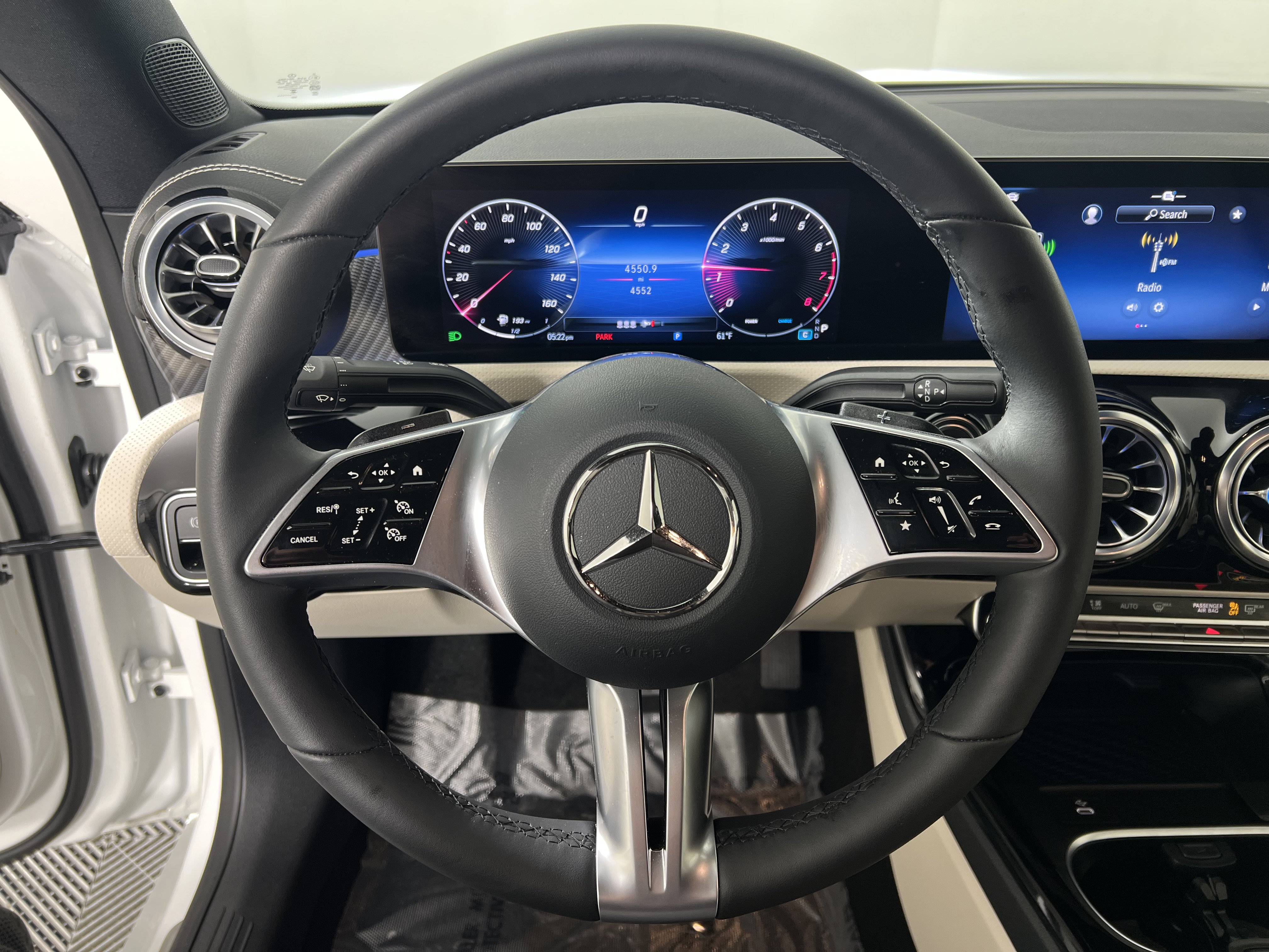Used 2025 Mercedes-Benz CLA 250 4MATIC image 27