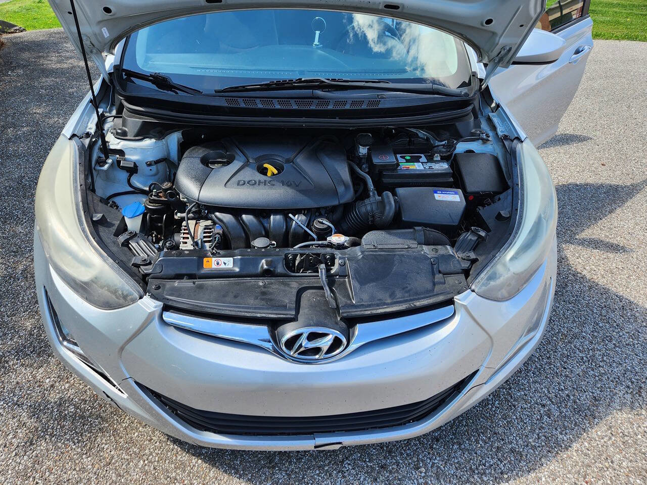 Used 2014 Hyundai Elantra SE w/ Option Group 02 FWD image 20