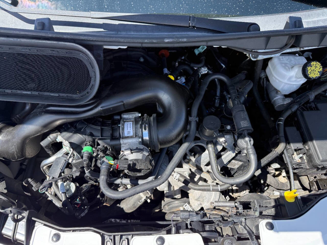 Used 2023 Ford Transit 250 Low Roof AWD image 11