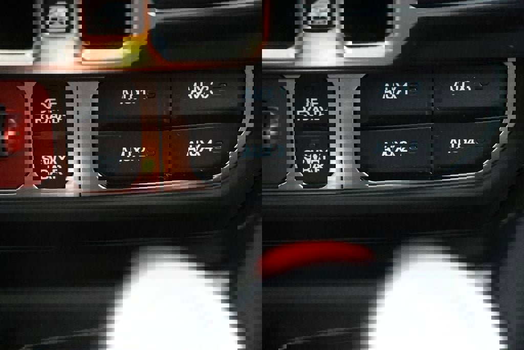 Used 2025 Jeep Wrangler Unlimited Rubicon 4xe w/ Convenience Group image 24