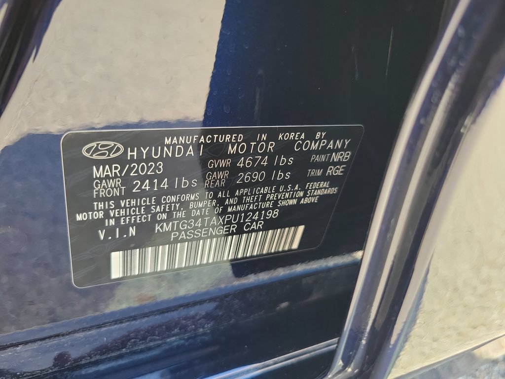 Certified 2023 Genesis G70 2.0T w/ Sport Prestige Package RWD image 35
