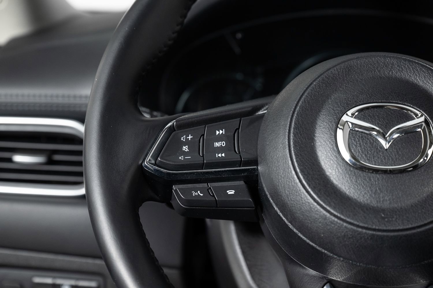 Used 2022 MAZDA CX-5 AWD 2.5 S w/ Premium Package image 33