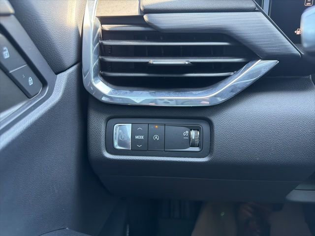 Used 2024 GMC Acadia Elevation w/ LPO, Floor Liner Package FWD image 27