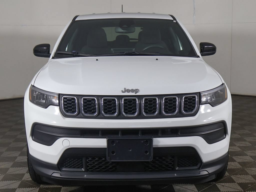 Used 2025 Jeep Compass Sport AWD/4WD image 8
