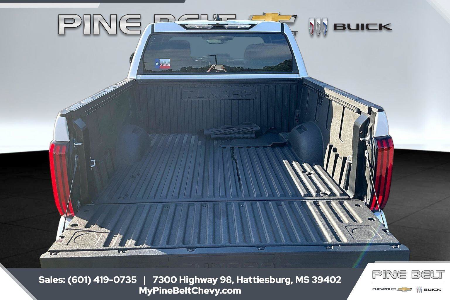Used 2025 Toyota Tundra SR5 AWD/4WD image 5