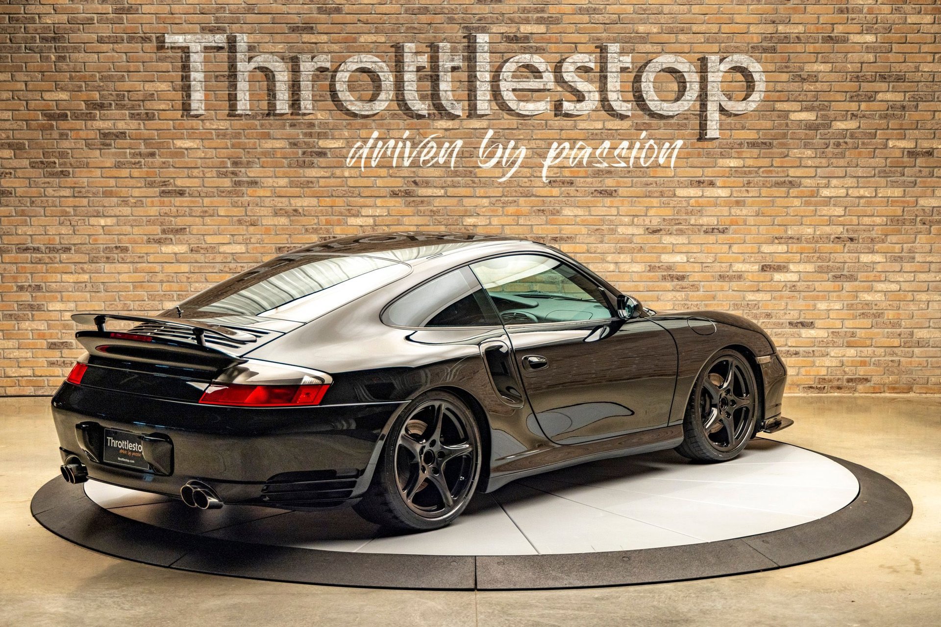 Used 2003 Porsche 911 Turbo image 7