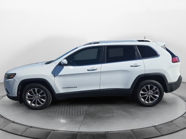 Used 2021 Jeep Cherokee Latitude Plus FWD image 2