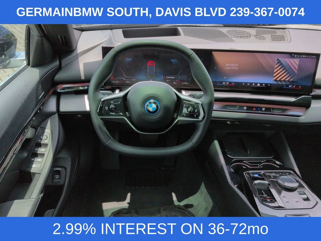 Used 2024 BMW i5 eDrive40i w/ Premium Package RWD image 17