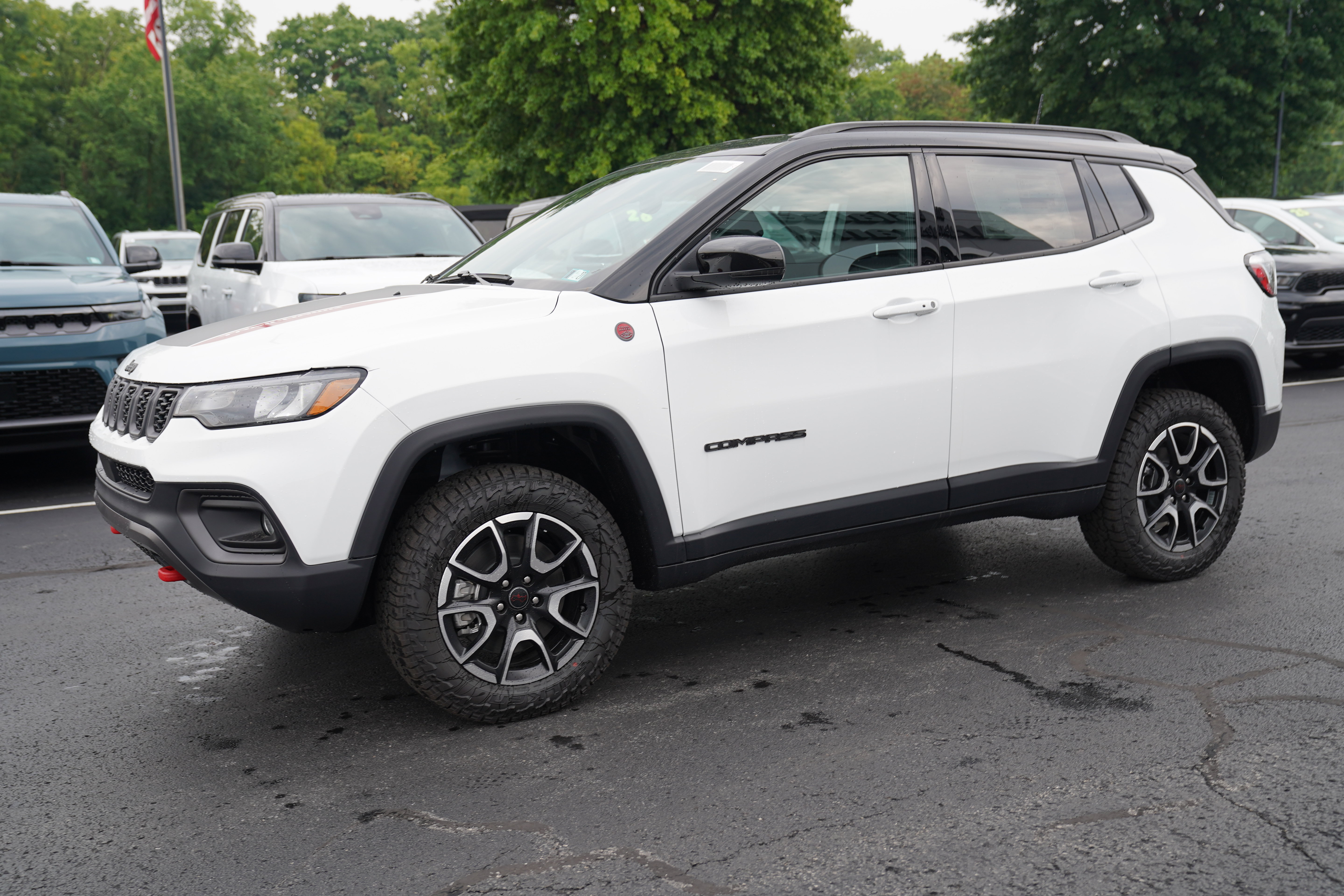 New 2026 Jeep Compass Trailhawk AWD/4WD image 9