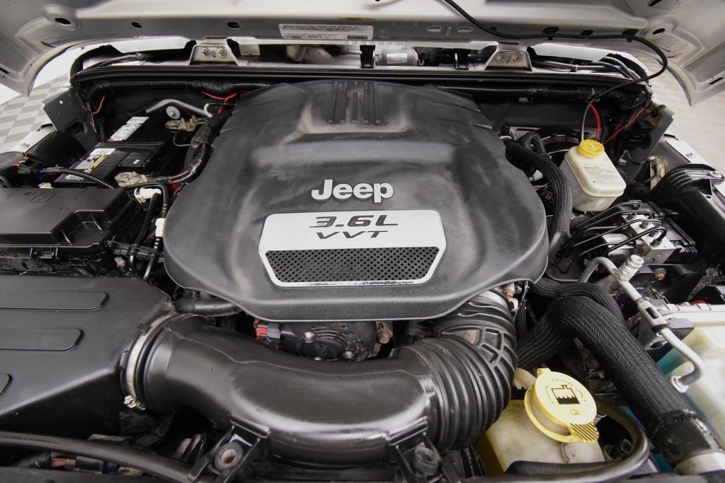 Used 2012 Jeep Wrangler Sport AWD/4WD image 19