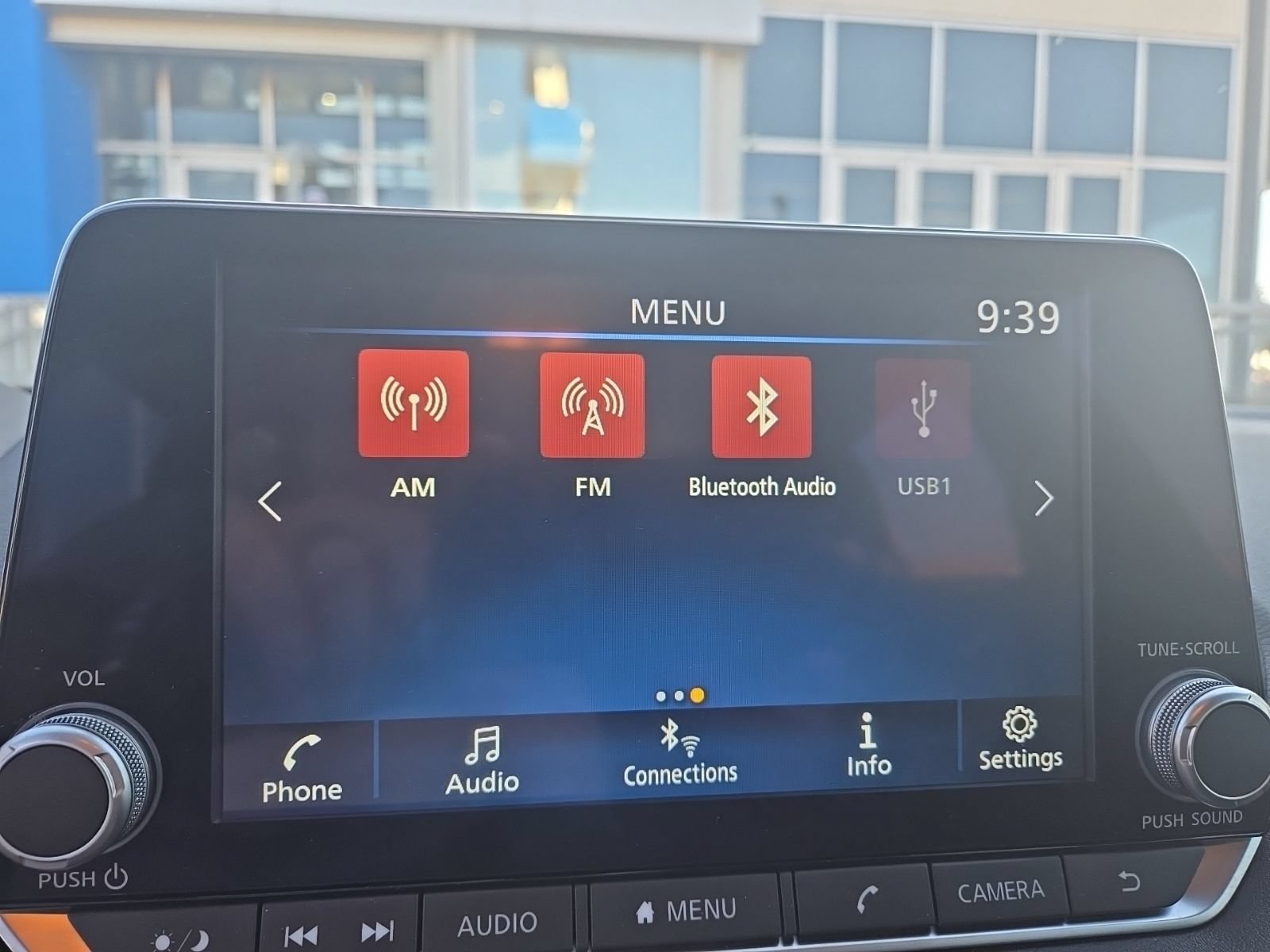 Used 2024 Nissan Sentra SV FWD image 13