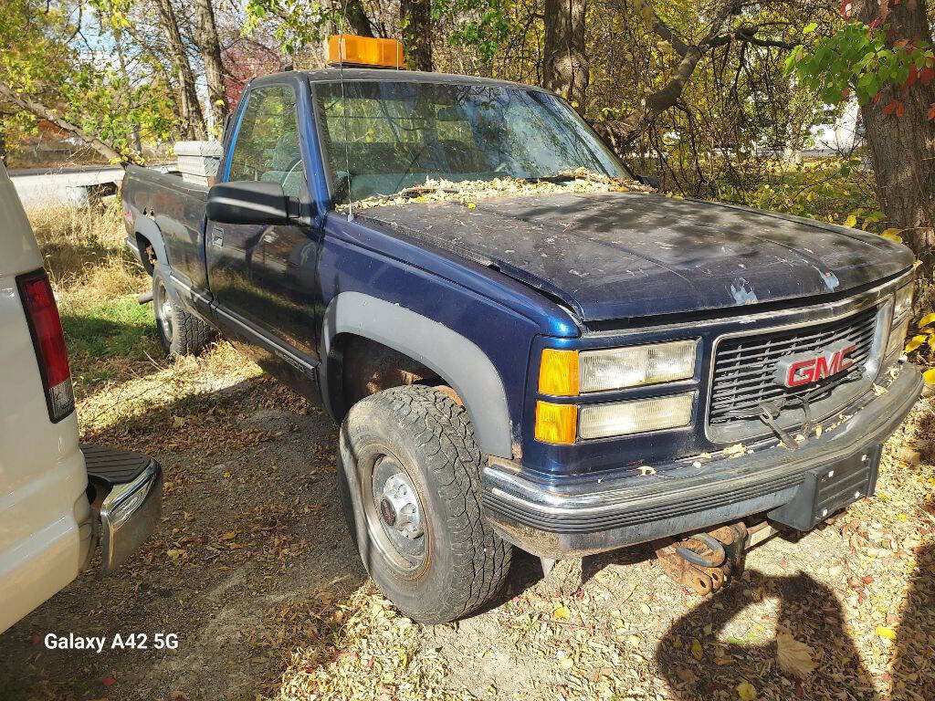 Used 1999 GMC Sierra 2500 4x4 Regular Cab HD w/ Marketing Option Pkg 3 image 3