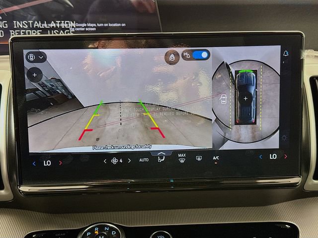 New 2025 Ford Expedition Active image 14