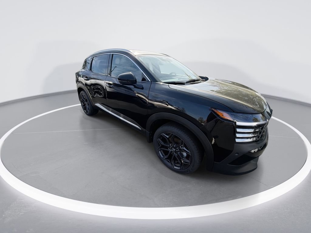 New 2026 Nissan Kicks SR w/ SR Premium Package AWD/4WD image 2