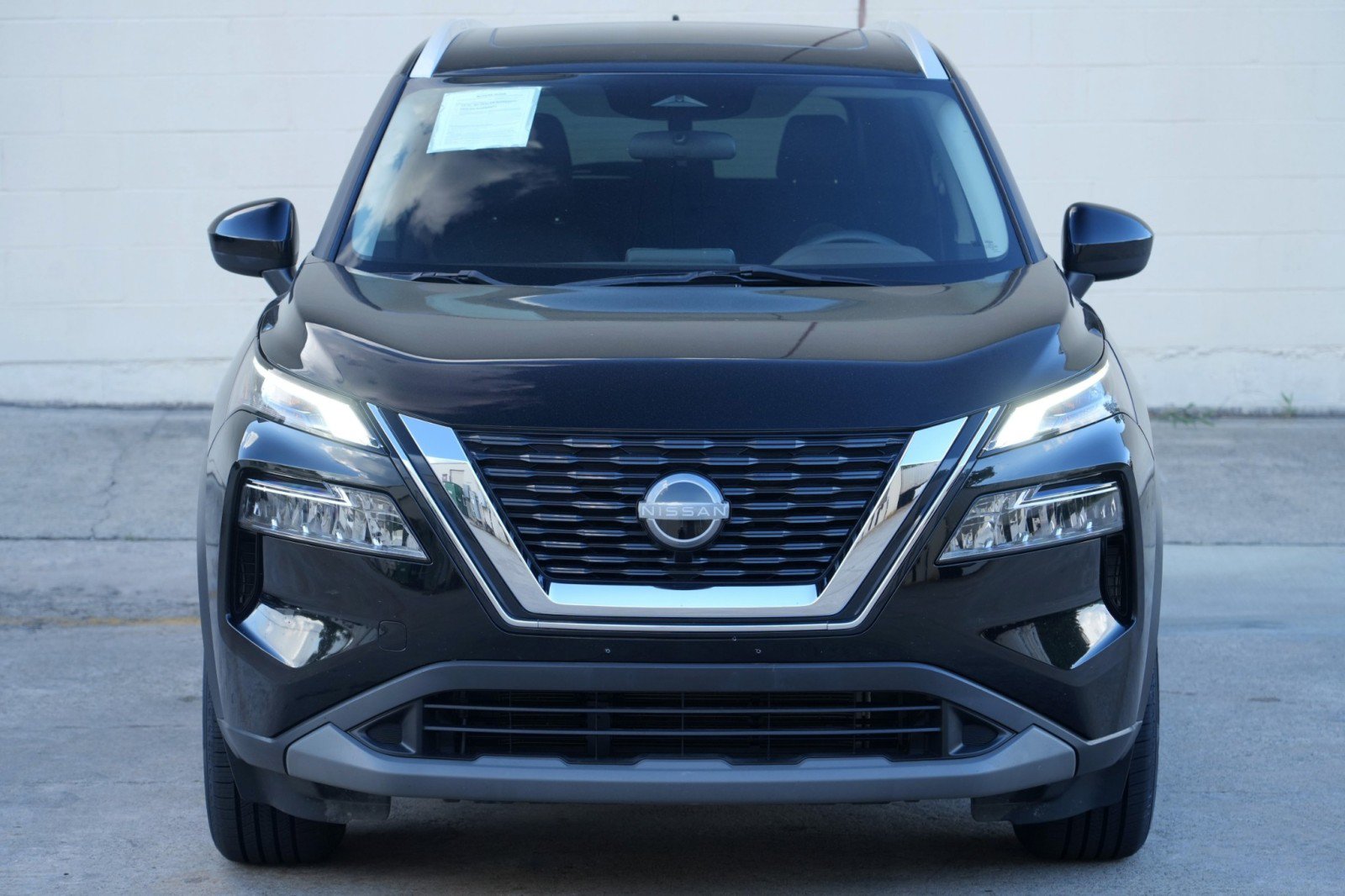 Used 2023 Nissan Rogue SV w/ SV Premium B Package FWD image 41