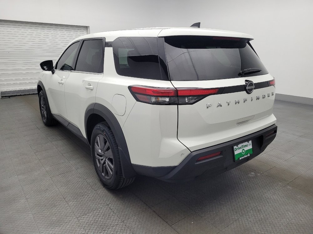 Used 2023 Nissan Pathfinder S image 5