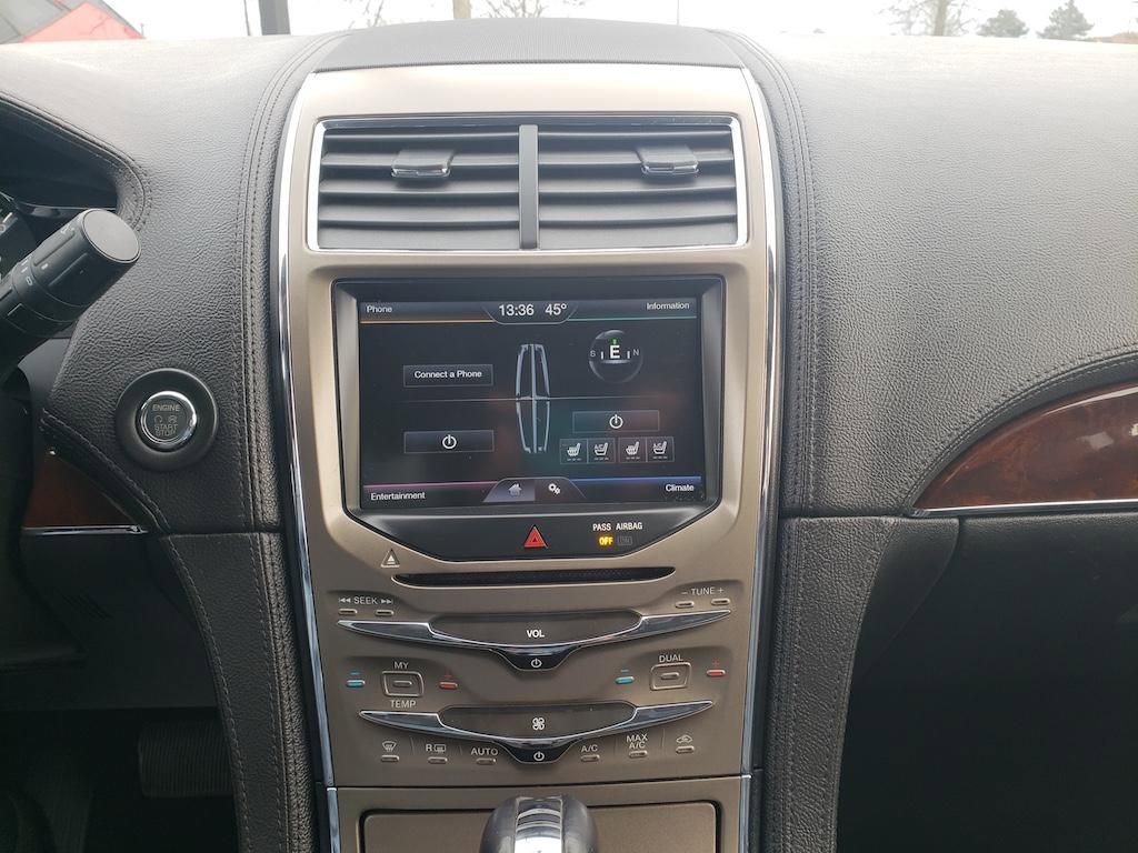 Used 2014 Lincoln MKX FWD w/ Walnut Swirl Wood Package image 23