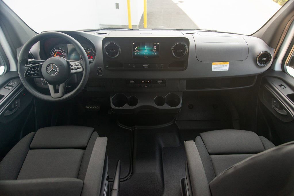 Used 2024 Mercedes-Benz Sprinter 144 Cargo image 26