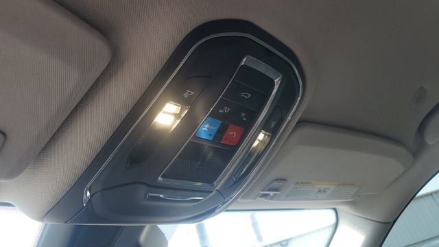 Used 2023 Jeep Grand Cherokee Laredo w/ Luxury Tech Group I AWD/4WD image 18