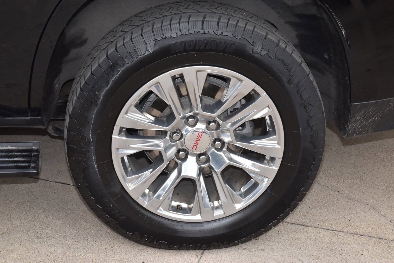 Used 2024 GMC Yukon Denali w/ LPO, Floor Liner Package AWD/4WD image 42