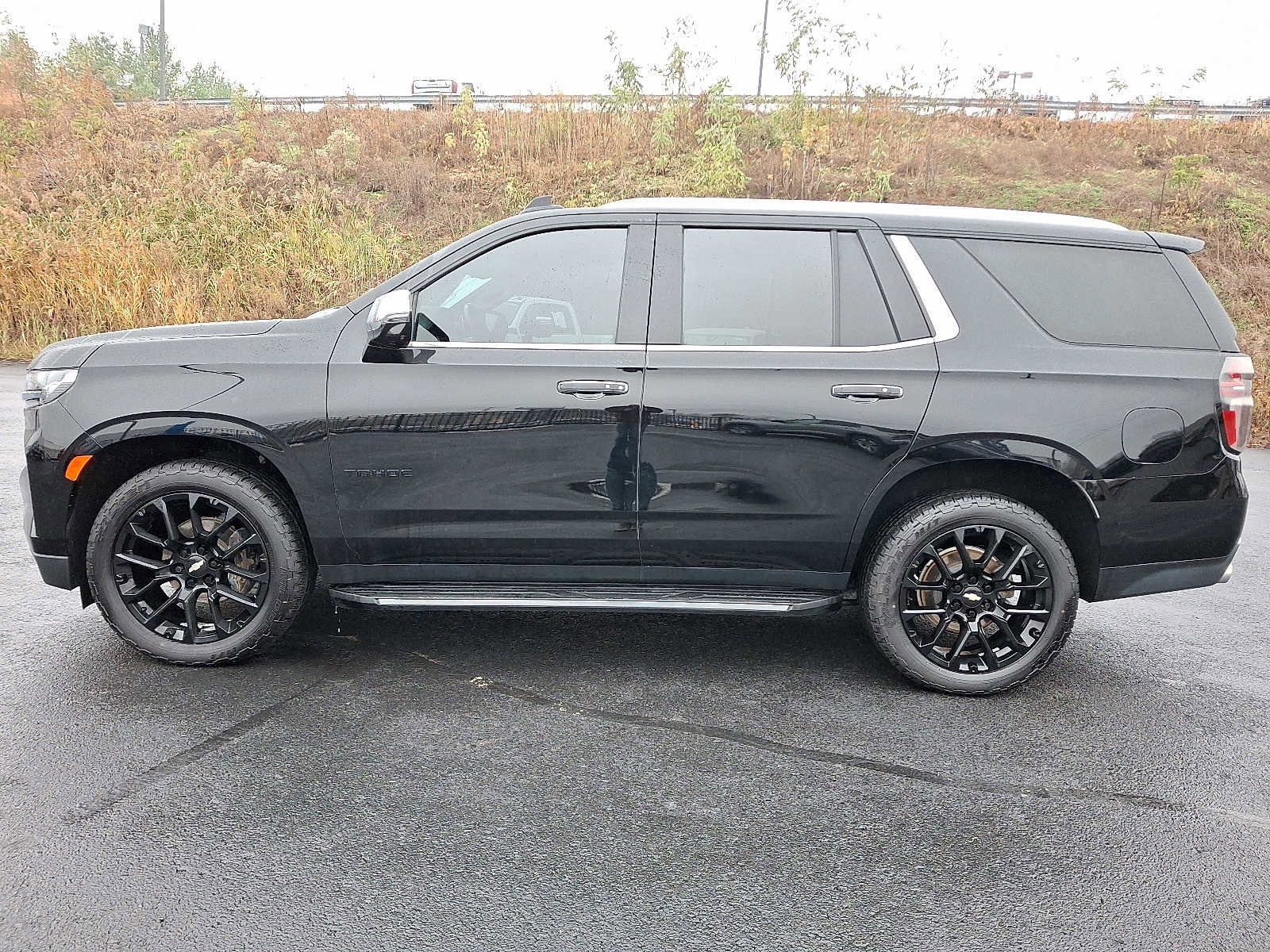 Used 2023 Chevrolet Tahoe Premier image 4