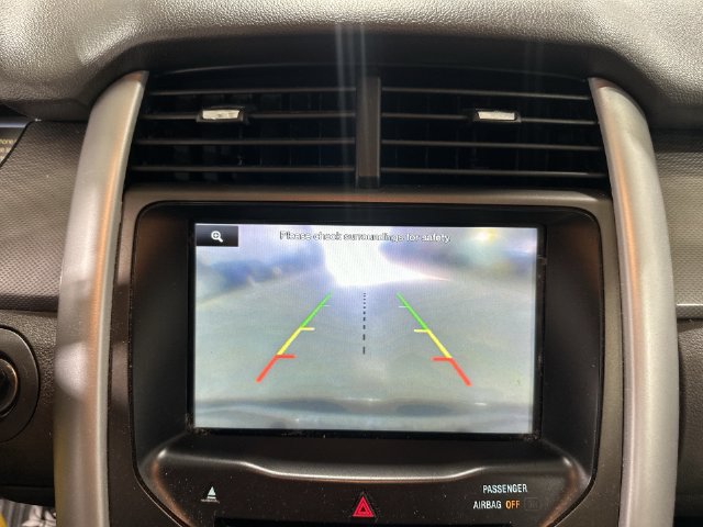 Used 2013 Ford Edge SEL FWD image 29