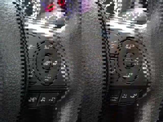 Used 2019 Toyota RAV4 LE FWD image 7